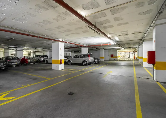 Whome Family - Urban Retreat With Parking, Ac, Elevator In Great Location Apartment Lisbon