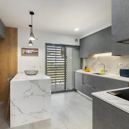 Whome Family - Urban Retreat With Parking, Ac, Elevator In Great Location Apartamento Lisboa
