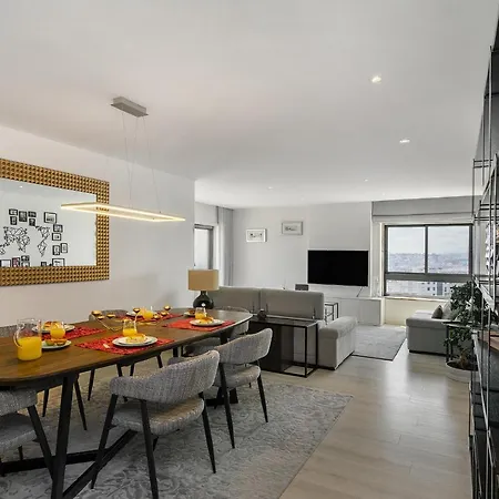 Apartamento Whome Family - Urban Retreat With Parking, Ac, Elevator In Great Location Lisboa