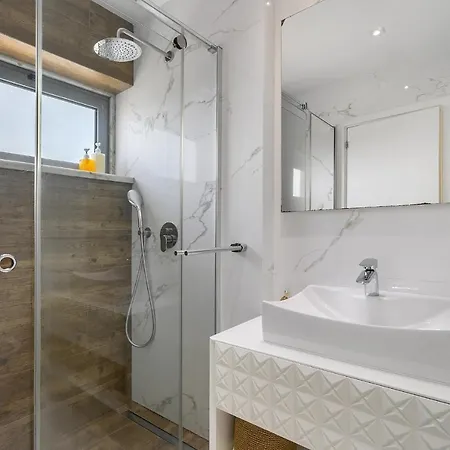 Apartamento Whome Family - Urban Retreat With Parking, Ac, Elevator In Great Location