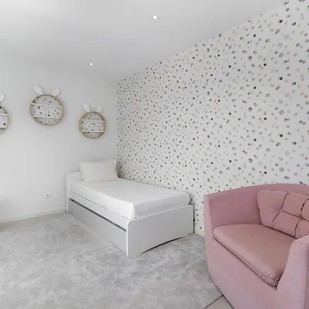 Appartement Whome Family - Urban Retreat With Parking, Ac, Elevator In Great Location
