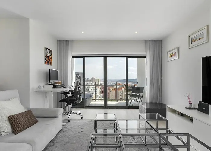 Whome Family - Urban Retreat With Parking, Ac, Elevator In Great Location 公寓 *