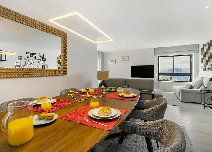 Whome Family - Urban Retreat With Parking, Ac, Elevator In Great Location