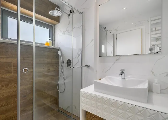 公寓 Whome Family - Urban Retreat With Parking, Ac, Elevator In Great Location