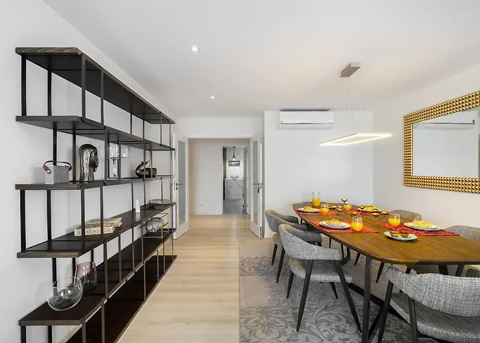Apartamento Whome Family - Urban Retreat With Parking, Ac, Elevator In Great Location Lisboa
